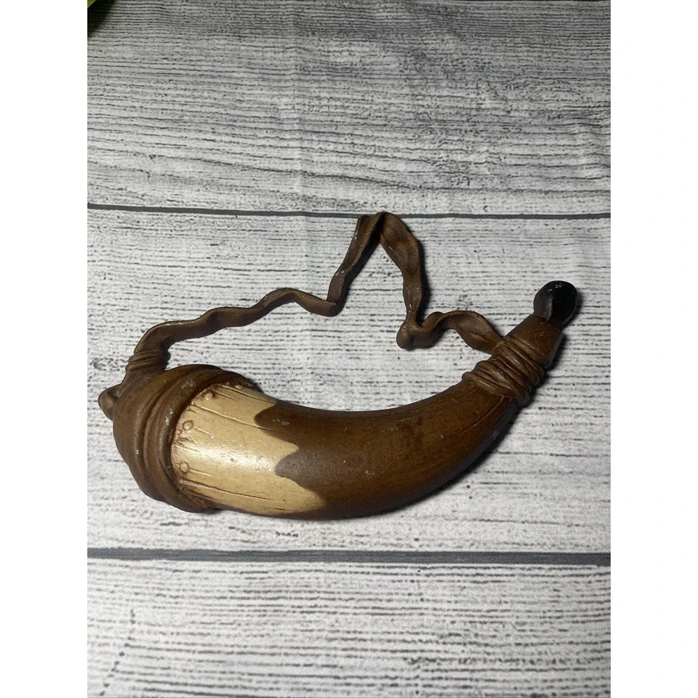 Vintage‎ Sexton MetalbWall Hung Powder Horn